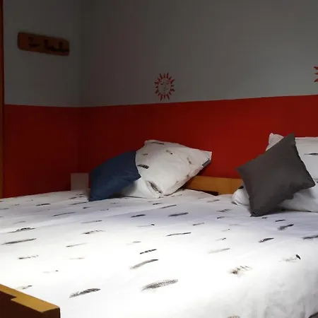 La Debottee Belge Bed & Breakfast *